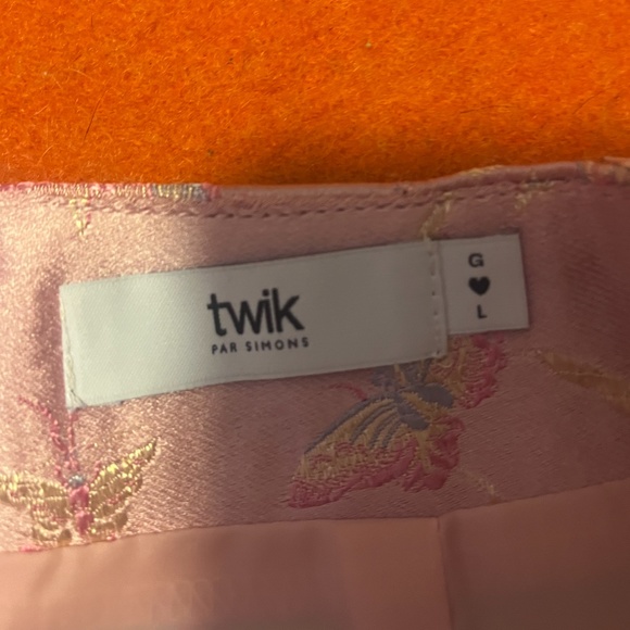 Shiny metallic pink with birds satiny brocade mini skirt NWT - Picture 4 of 9